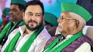 बिहार चुनाव 2025: लालू यादव ने NDA पर साधा निशाना, कहा – '6 और 11 NDA नौ दो ग्यारह'
