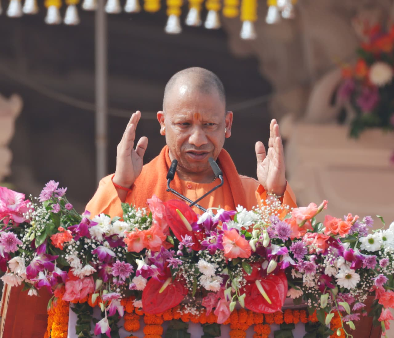 ध्वजारोहण यज्ञ की पूर्णाहूति नहीं, बल्कि नए युग का शुभारंभ हैः सीएम योगी