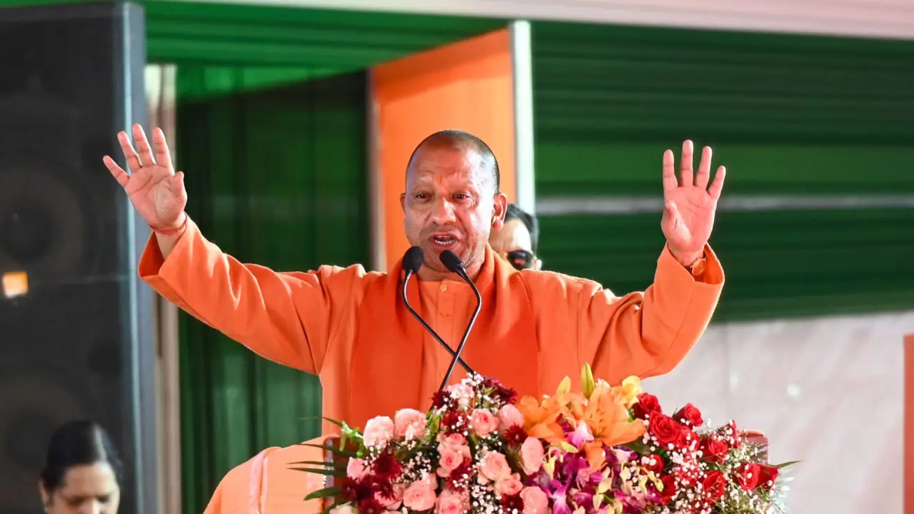 up-yogi-housing-scheme-journalists-lawyers-teachers-flat-yojana